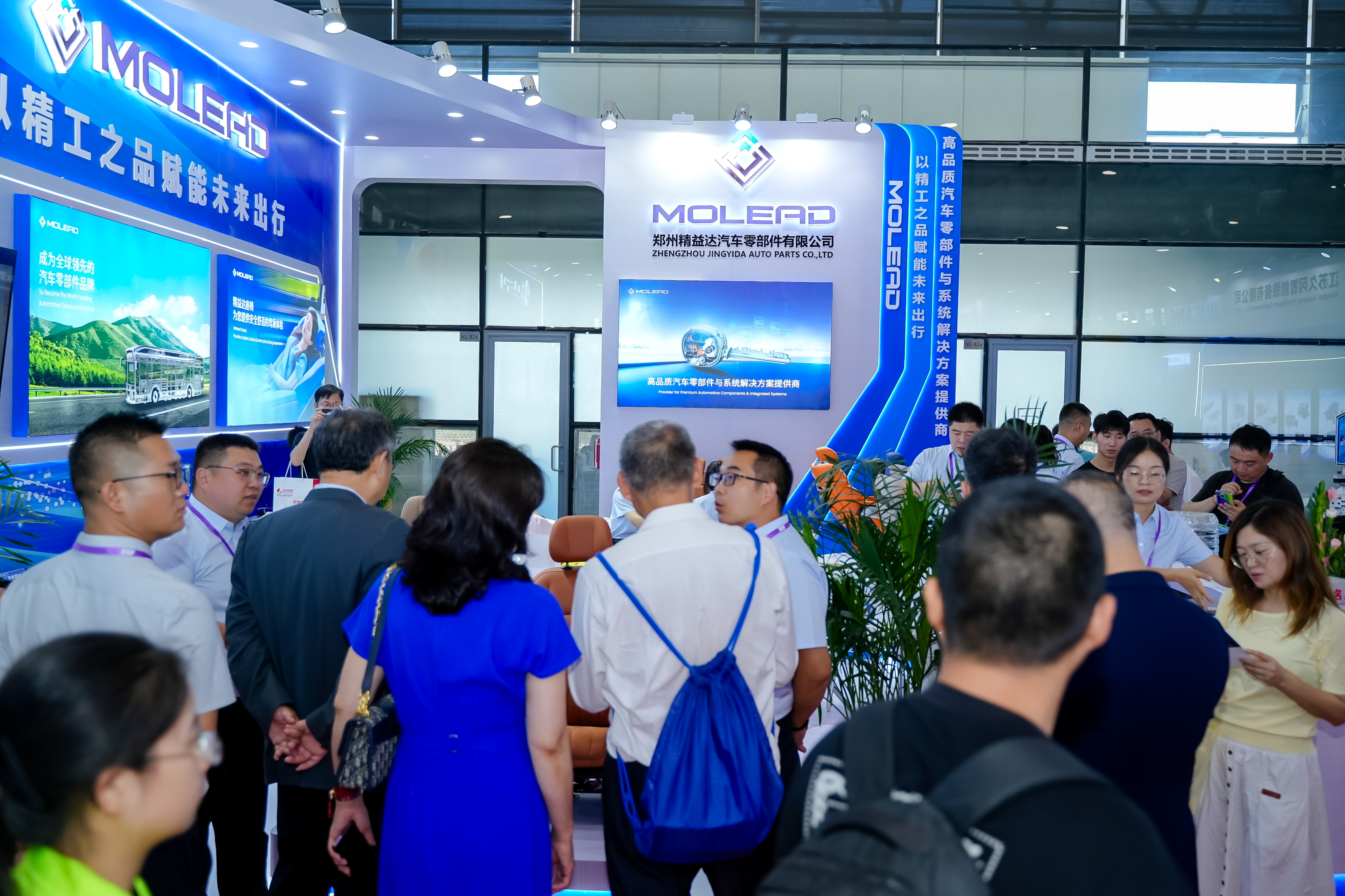 价值引领,智创未来! 精益达座椅瞩目上海CIAIE展 价值引领,智创未来! 精益达座椅瞩目上海CIAIE展