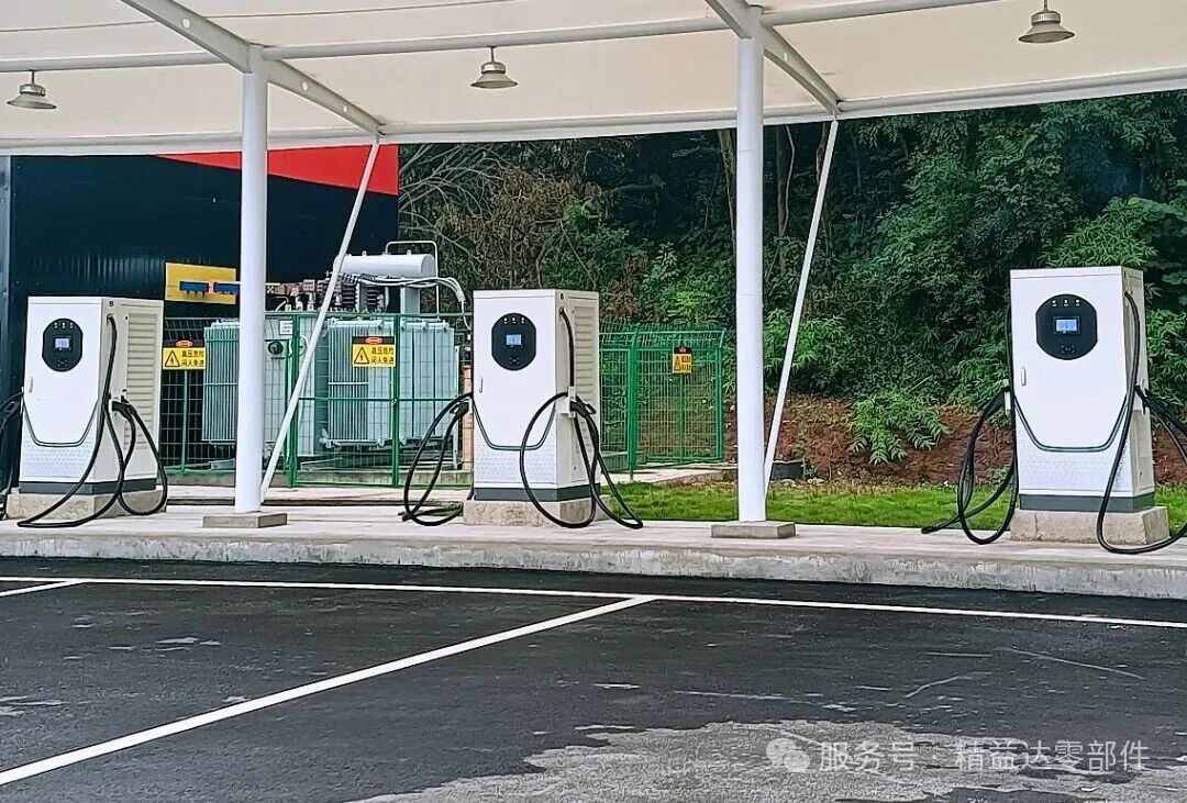 功率跃升！精益达助力重卡充电持续驶入“快车道”