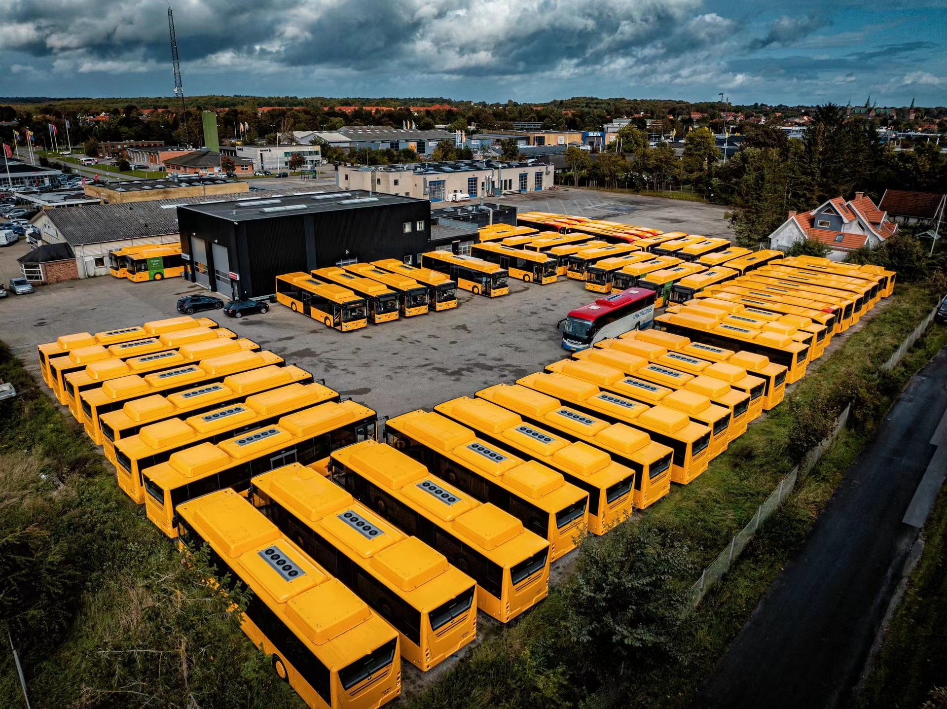 Molead Cling Electric Bus Air Conditioners