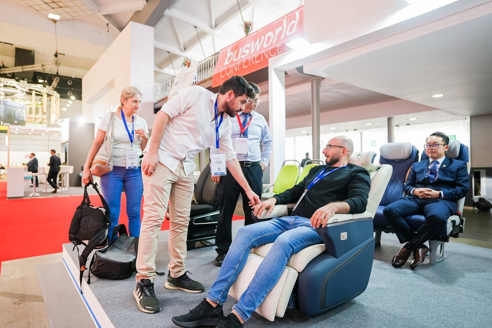 Introduction to Molead Electrically Controlled Business Seat